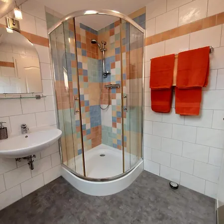 1 Unter Den Eichen Gasthof 3*